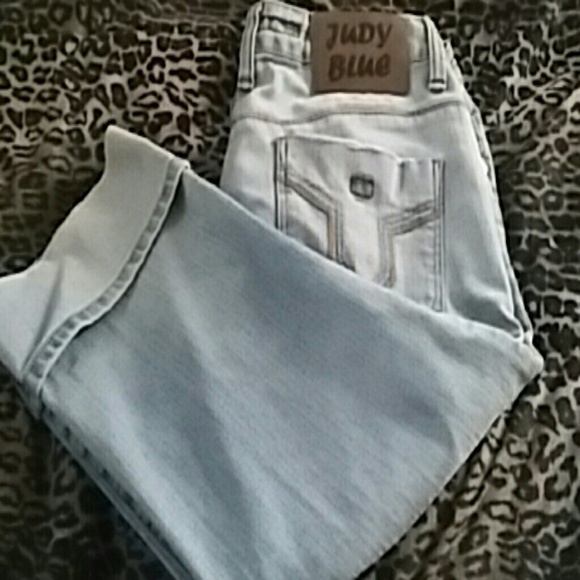 Capri's - Picture 2 of 3